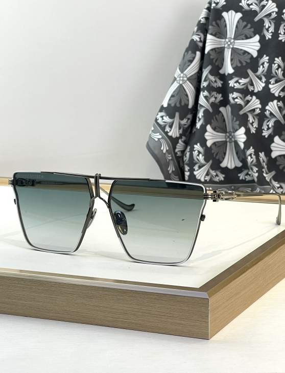 Picture of Chrome Hearts Sunglasses _SKUfw76161653fw